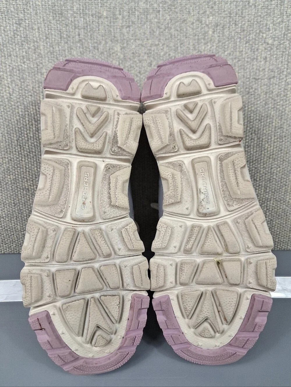 Skechers hands free